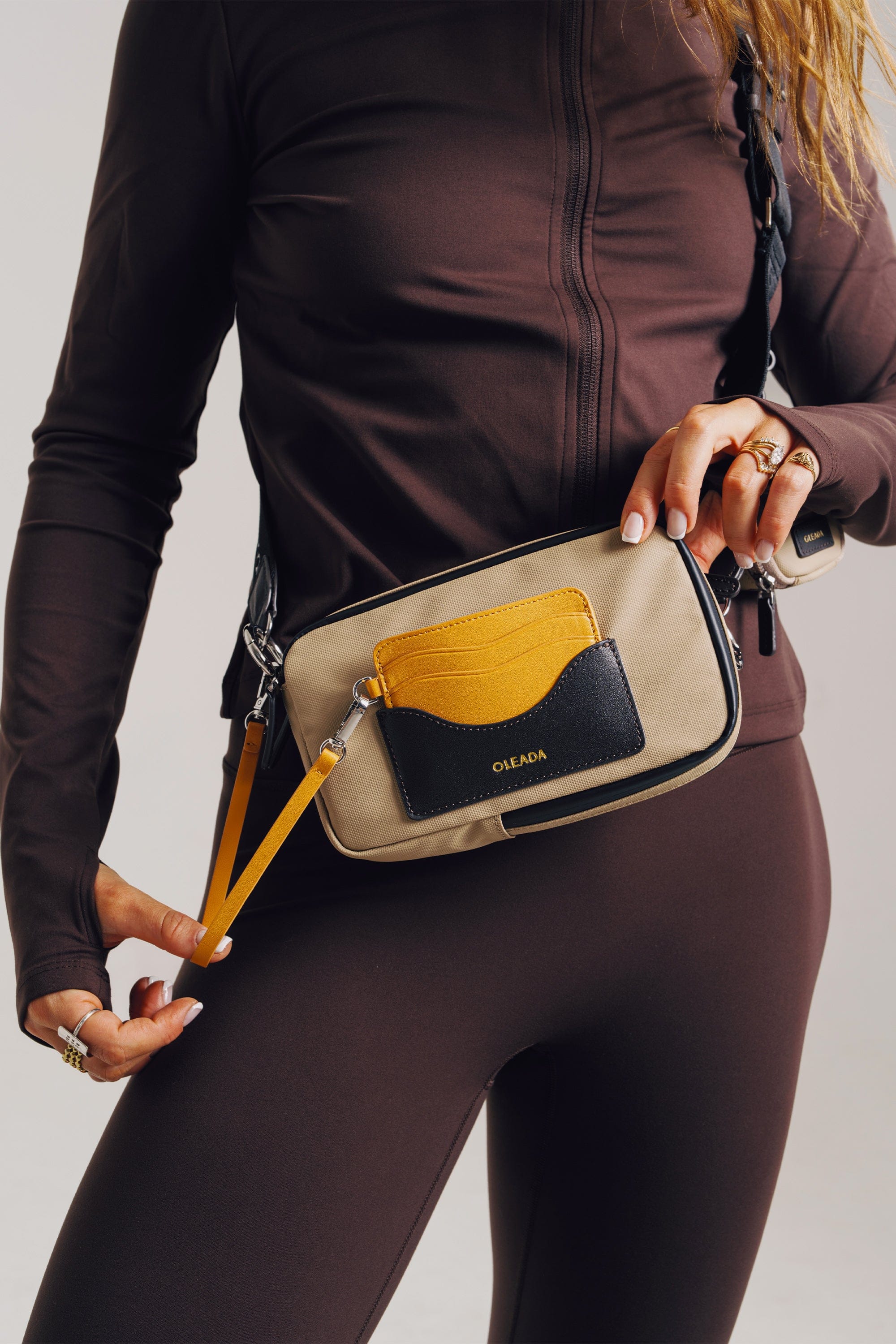 AnyWear AnyPack: Scratchproof, Waterproof, Creaseproof, and Stainproof