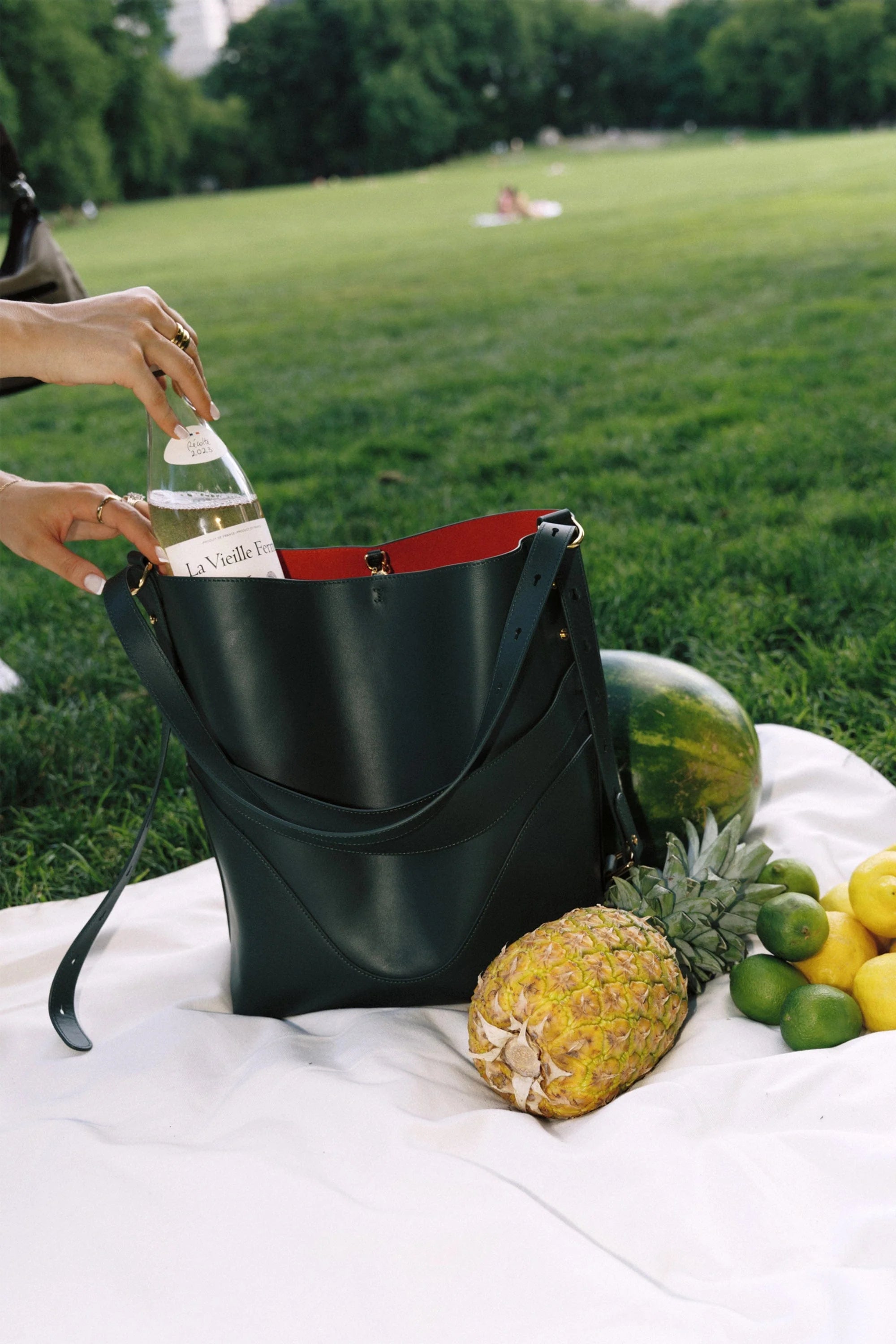 Marina Soft Bucket By Oleada