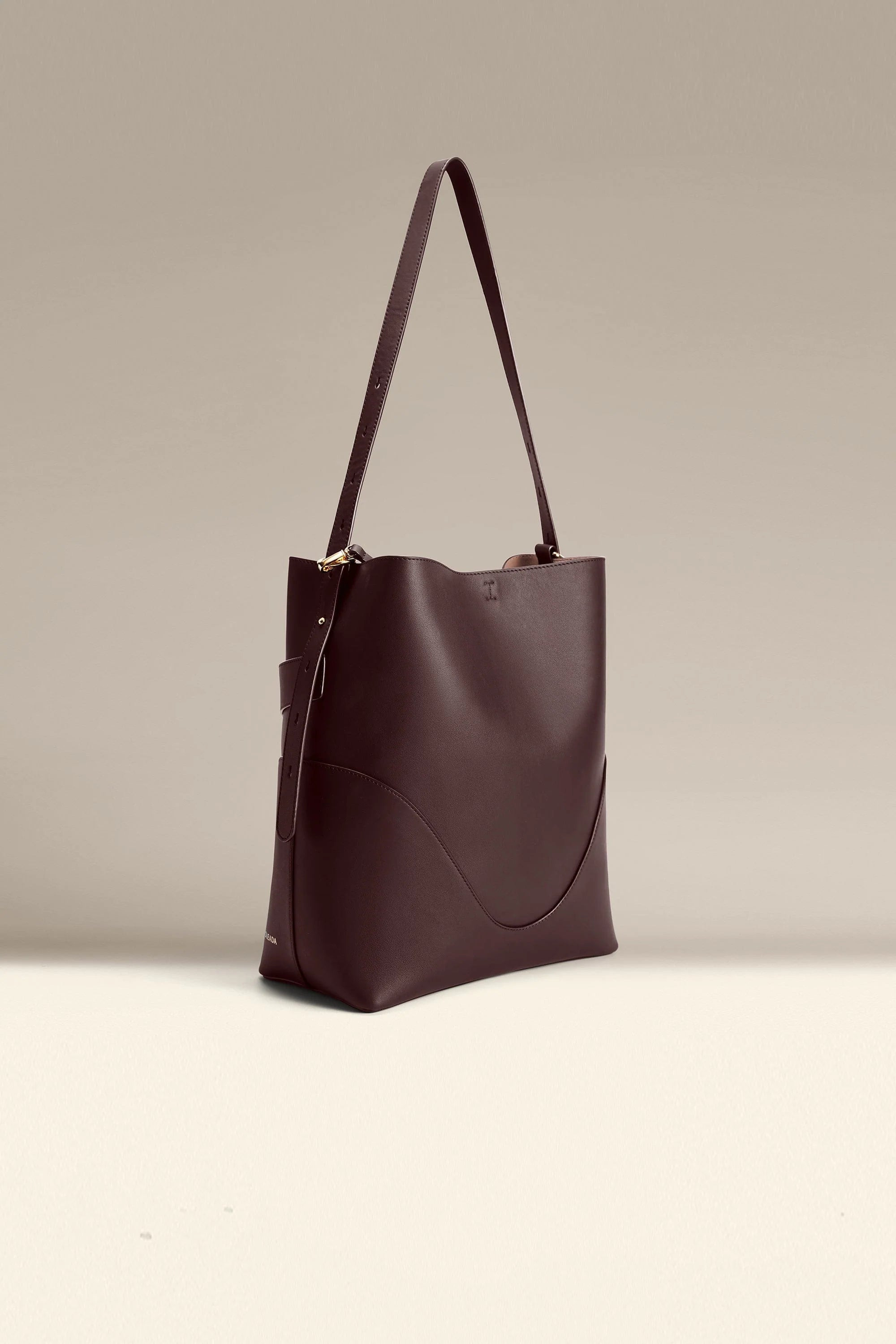 Marina Soft Bucket By Oleada