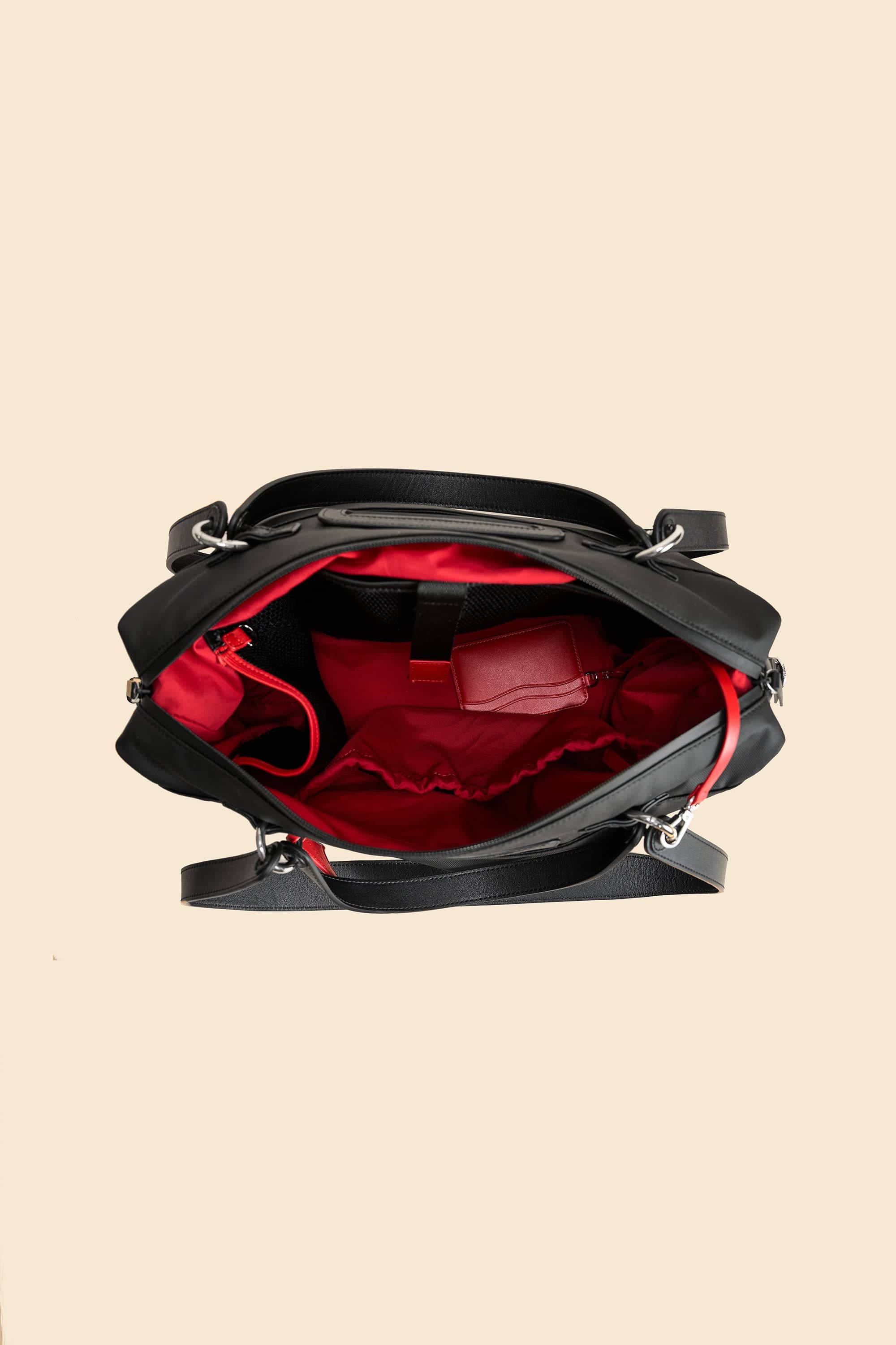 Best Lightweight Duffles: Scratch Proof, Water Proof, Crease Proof, and Stain Proof By AnyWear